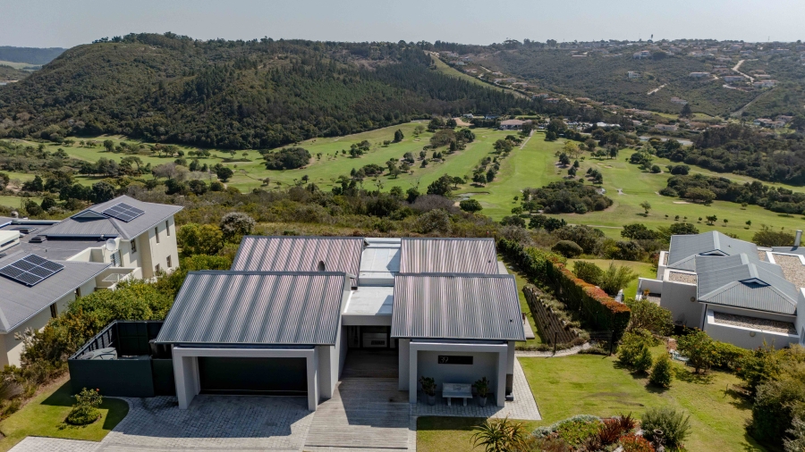 4 Bedroom Property for Sale in Brackenridge Western Cape